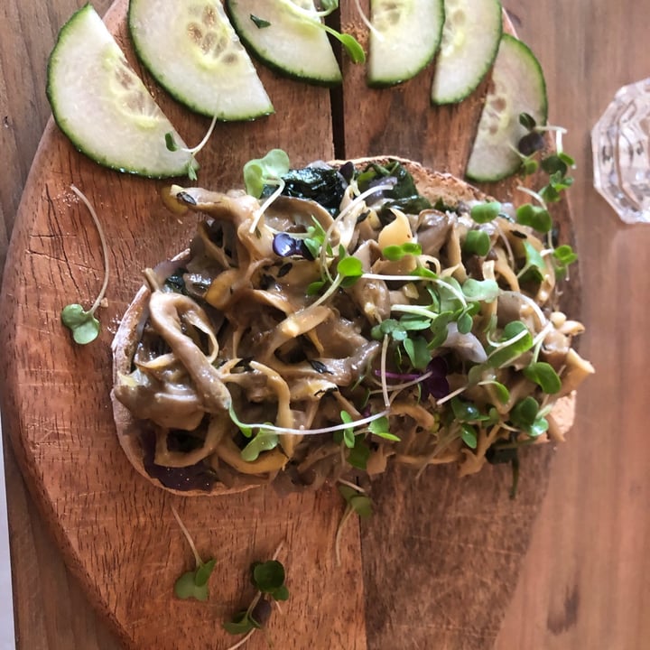 photo of The Conscious Kitchen Creamy Pulled Mushrooms on Rye shared by @jordyb on  30 Aug 2020 - review