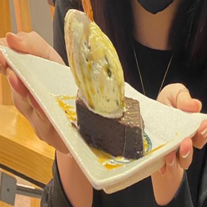 review photo of Hvala CHIJMES Brownie and Ice Cream shared by @hannahjtan on 21 Jun 2021 - review