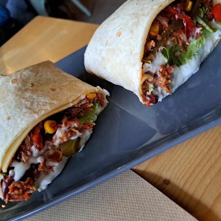 photo of RUTZ wrap El Paso shared by @gfedi on  23 Oct 2022 - review