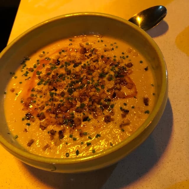 Photo of the dish “sopa de coliflor”