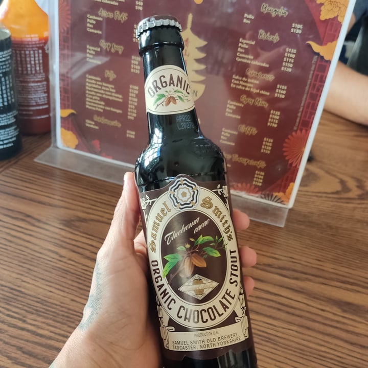 photo of Samuel Smith Old Brewery Organic Chocolate Stout shared by @cecirojas on  15 Mar 2022 - review