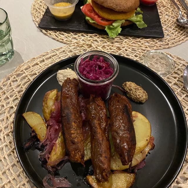 Photo of the dish “Brasato di seitan, con funghi e purè di patate”