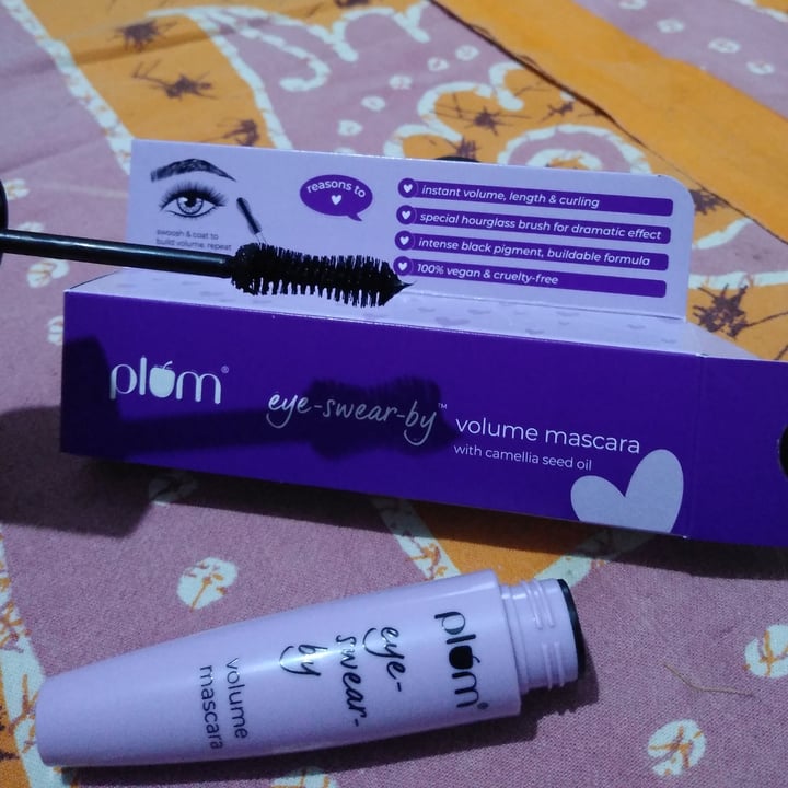 photo of Plum Eye-Swear-By Volume Mascara shared by @anjunj on  03 May 2022 - review