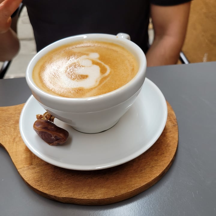 photo of Café Timbuktu cappuccino all'avena shared by @rockyezaira13 on  15 Sep 2022 - review