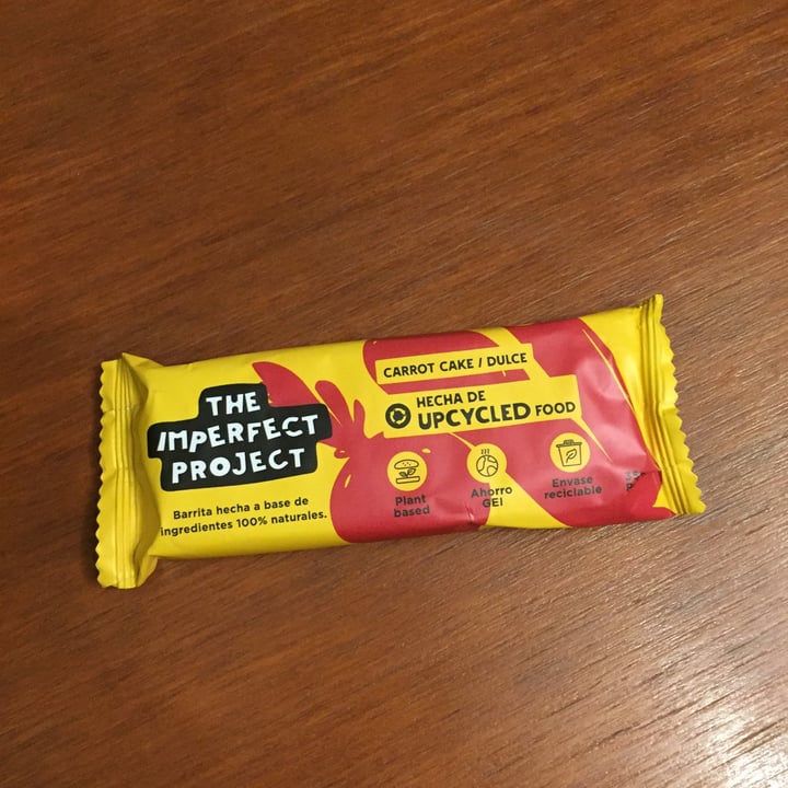 review photo of The Imperfect Project Carrot Cake shared by @mayaserana on 20 Dec 2021 - review
