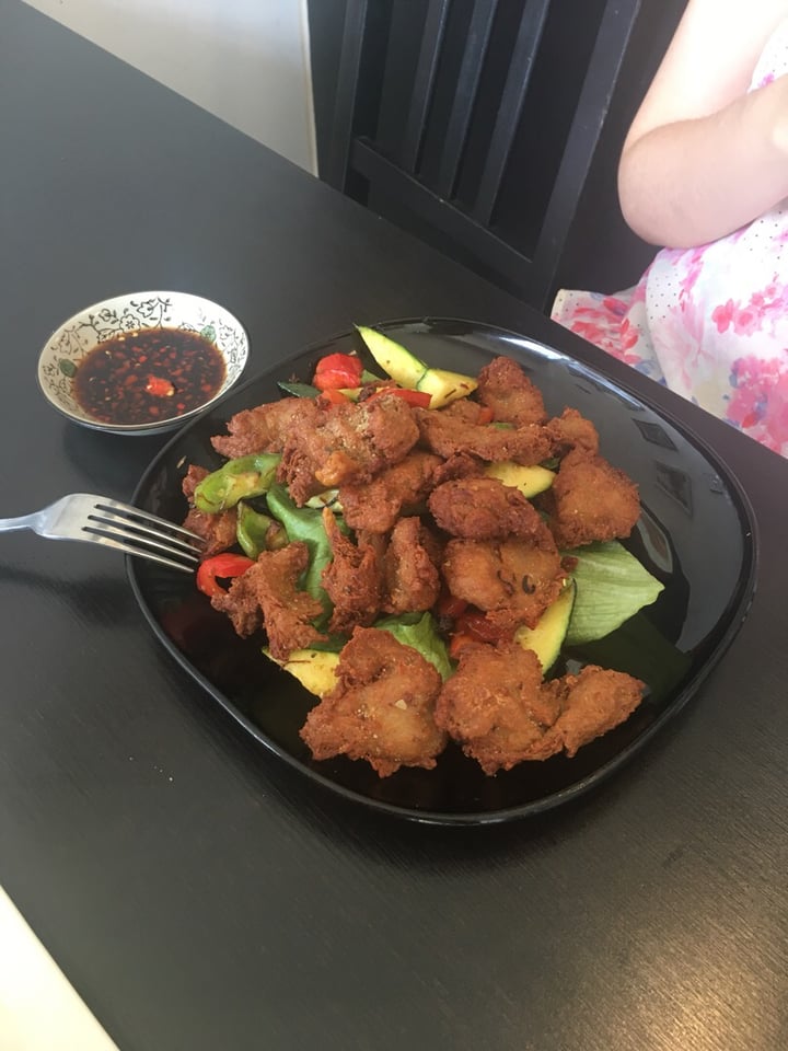 photo of Huong Viet Vegetarian & Vegan Vegan Salt & Pepper Chicken shared by @mintypig on  12 Dec 2019 - review