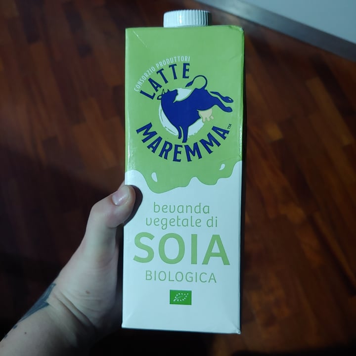 photo of Latte maremma Bevanda Vegetale Soia shared by @veganiscool on  12 Jul 2021 - review