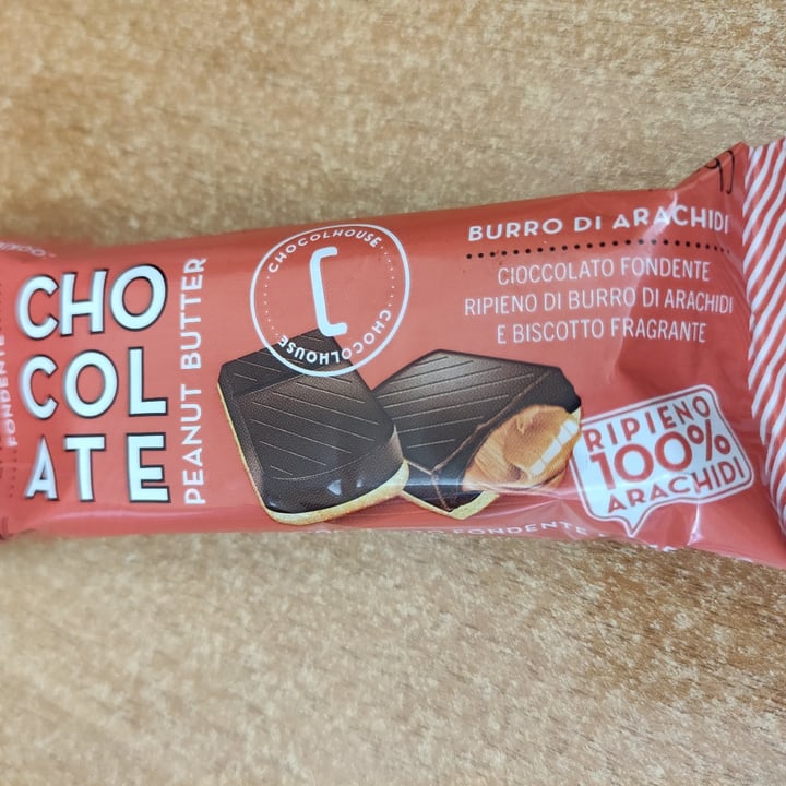 review photo of Chocolhouse Chocolate peanut butter shared by @chiaraveg30 on 07 Dec 2022 - review