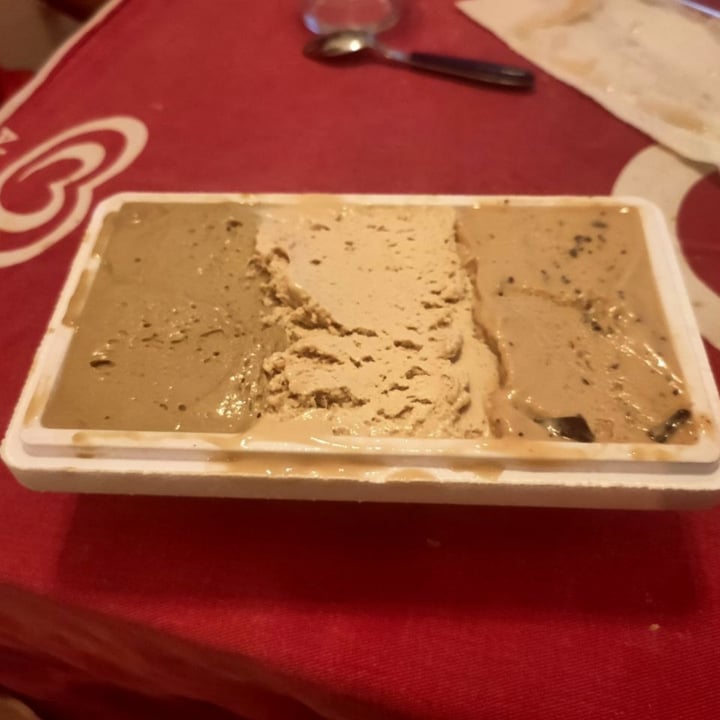 review photo of Il Gelato Amico Vaschetta shared by @emmulvio on 06 Sep 2022 - review