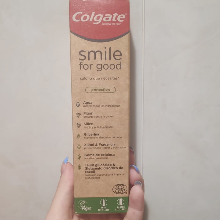 photo of Colgate Colgate Smile For Good shared by @elenacasadoyt on  25 Jun 2022 - review
