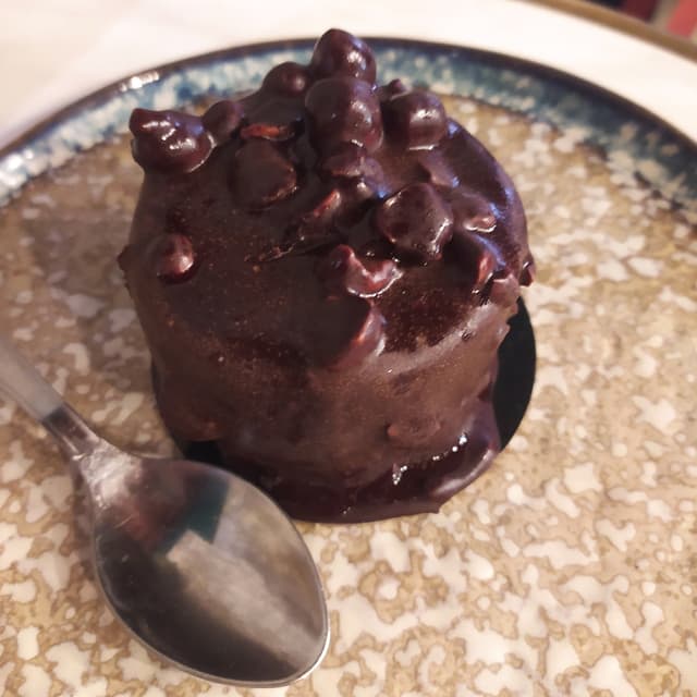 菜肴“Rocher Choco-Noisette”的照片