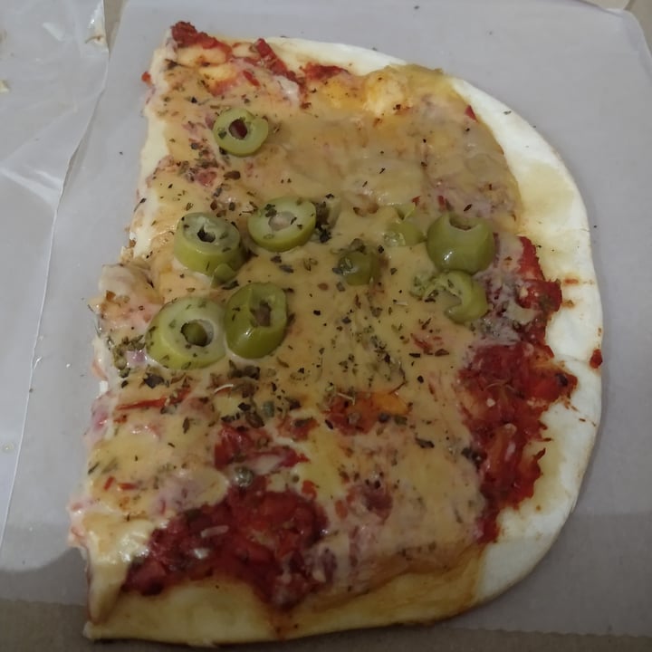 photo of El Gran Chopp Pizza x6 muzzarella y aceitunas shared by @daibonetto on  01 Jul 2021 - review