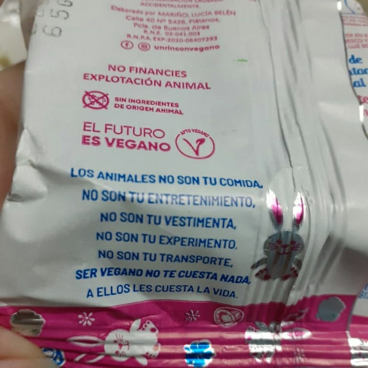 photo of Un Rincón Vegano Alfajor de Coco shared by @nikiok on  21 May 2021 - review