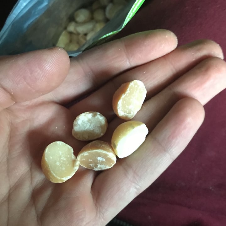 photo of Royal Hawaiian Orchards NATURAL MACADAMIAS shared by @veganenthusiast4life on  05 Apr 2022 - review