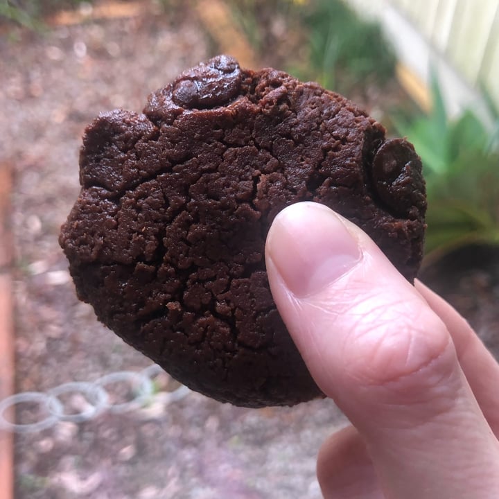 photo of Macro mike V2 Triple Chocolate Cookie Baking Mix shared by @nicoletoomey on  15 Oct 2022 - review