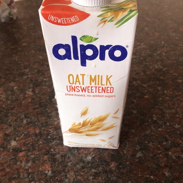 photo of Alpro Unsweetened Oat Milk shared by @herb_ivore98 on  05 Sep 2021 - review