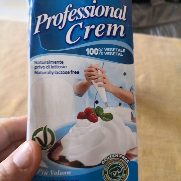 photo of Professional Crem Panna Da Montare Già Zuccherata shared by @marti5310 on  29 Apr 2022 - review