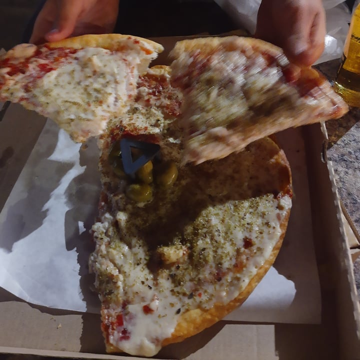 photo of Flipper palermo Pizza Muzzarella shared by @micol on  04 Nov 2021 - review
