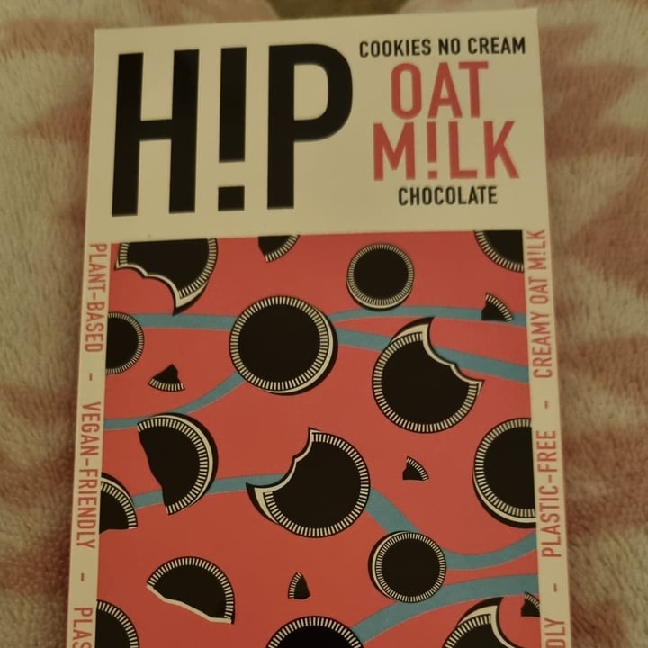 photo of HIP (H!P) Cookies & cream chocolate shared by @janine4change on  03 Jan 2023 - review