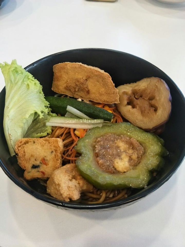 photo of The Bowl Co. Signature Dry La Men with Yong Tau Foo shared by @lou on  25 Oct 2019 - review