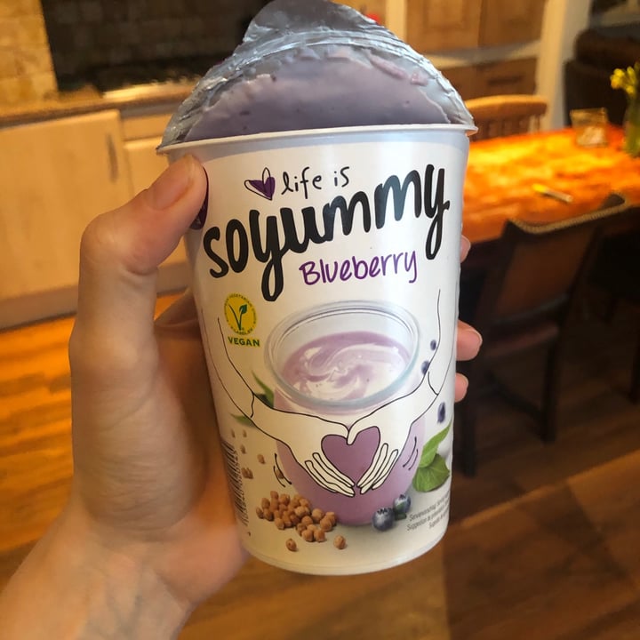 photo of Life is Soyummy Soyummy blueberry shared by @aimeesumo on  08 Apr 2021 - review