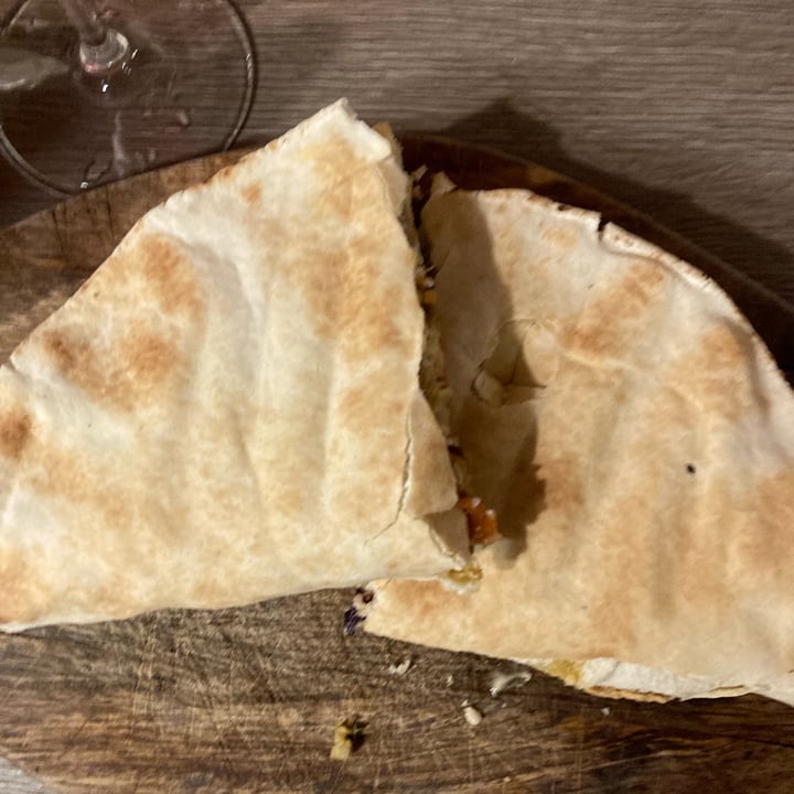 photo of Sotto Loggia bar music & drinks Piadina croccante shared by @soleiljaune on  13 Mar 2022 - review