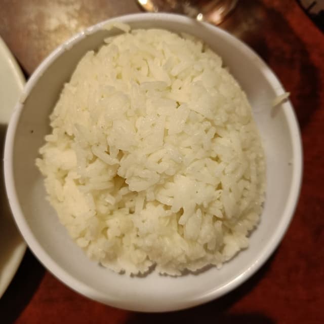 「Steamed rice」の料理の写真