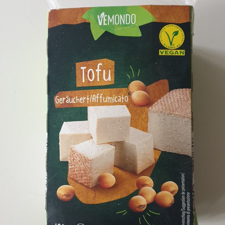 photo of Vemondo Tofu affumicato shared by @alemeroni on  30 Mar 2022 - review