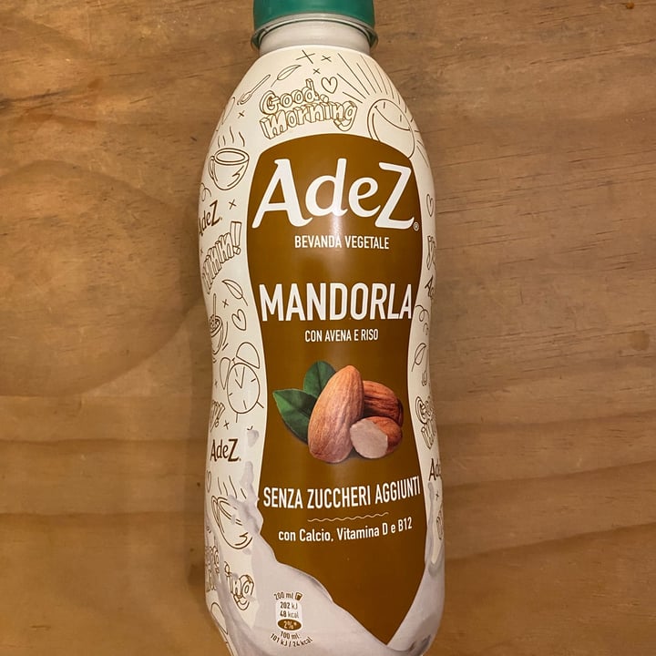photo of AdeZ Adez Almond Milk shared by @pippoarde97 on  29 Nov 2022 - review