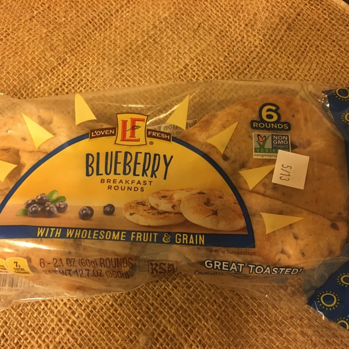 photo of L’oven Fresh Blueberry Biscuit Rounds shared by @cuddles on  28 May 2020 - review