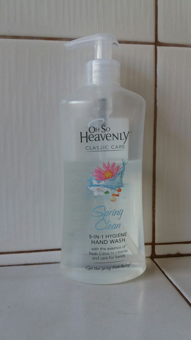 photo of Oh So Heavenly Hand Wash Spring Clean shared by @talthegreenteacher on  26 Mar 2020 - review