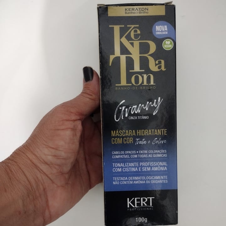 photo of Kert Profissional máscara hidratante com cor shared by @vidi on  22 Jul 2022 - review