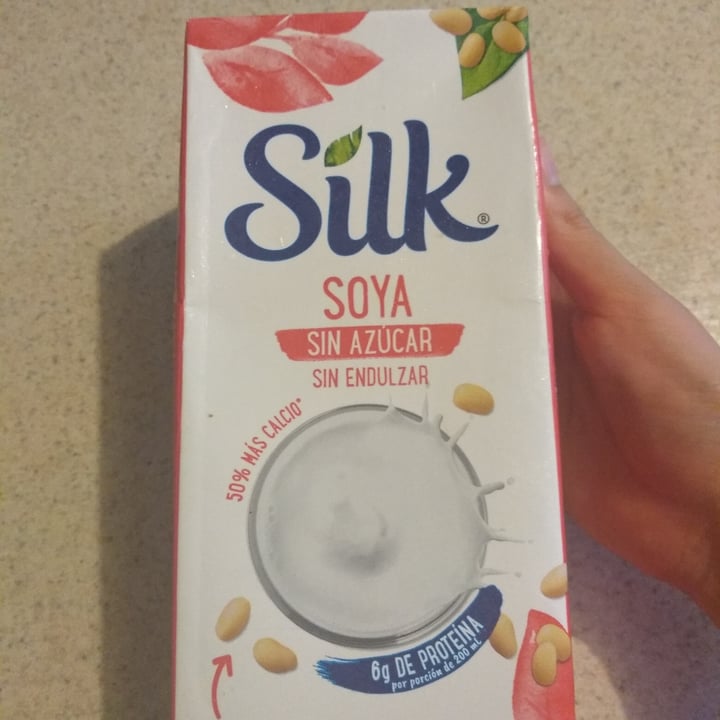 photo of Silk Alimento Liquido De Soya Sin Azúcar Sin Endulzar shared by @asofialara on  13 Oct 2021 - review