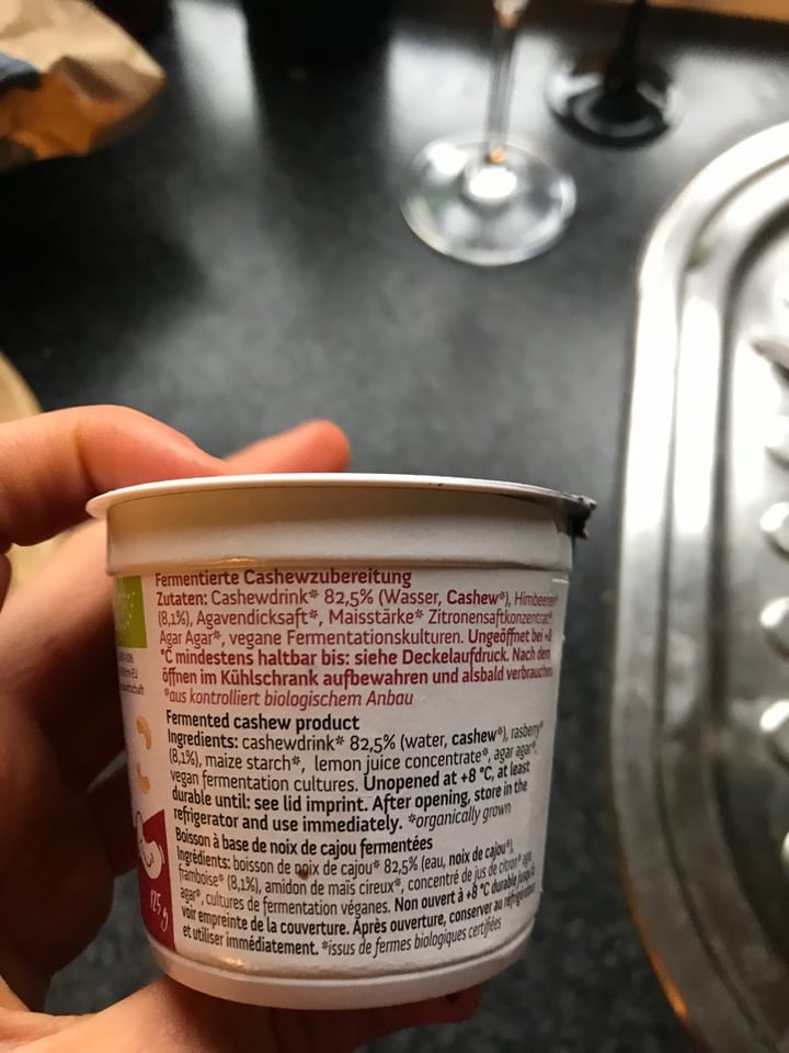 review photo of Dr. Mannah's Cashewgurt Himbeere (Raspberry) shared by @hannaah on 04 Jan 2020 - review