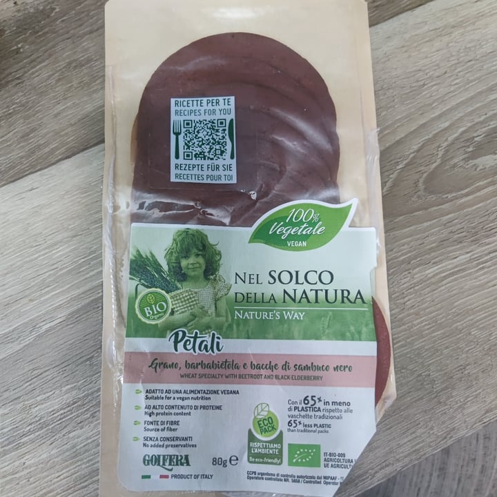 photo of Golfera Petali di grano, barbabietola e bacche di sambuco nero shared by @vixi13 on  03 Dec 2022 - review