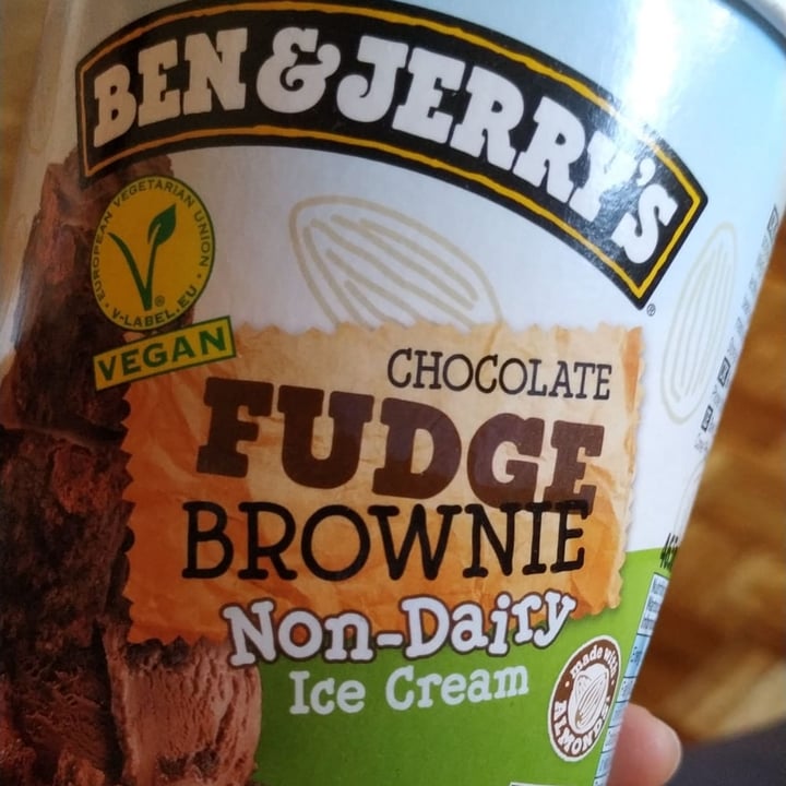 photo of Ben & Jerry's Chocolate Fudge Brownie Non-Dairy Ice Cream shared by @ladycrispy on  19 Oct 2020 - review