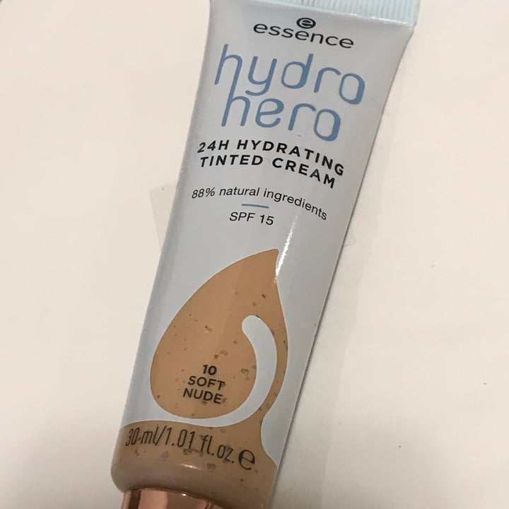 photo of Essence  hydro hero shared by @finuccia on  18 Sep 2022 - review