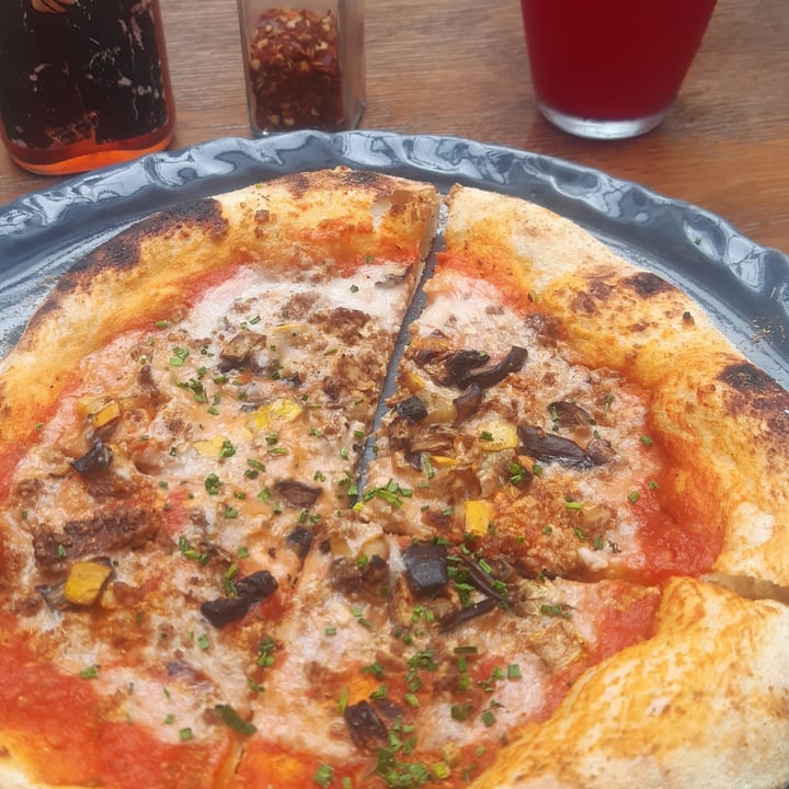 photo of PIANTA Pizza ai ragu shared by @adrivegama on  19 Jul 2022 - review