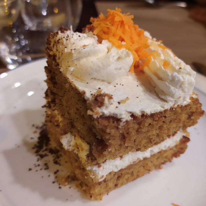photo of Thank You Mother Carrot cake shared by @vegancandyland on  29 Aug 2020 - review