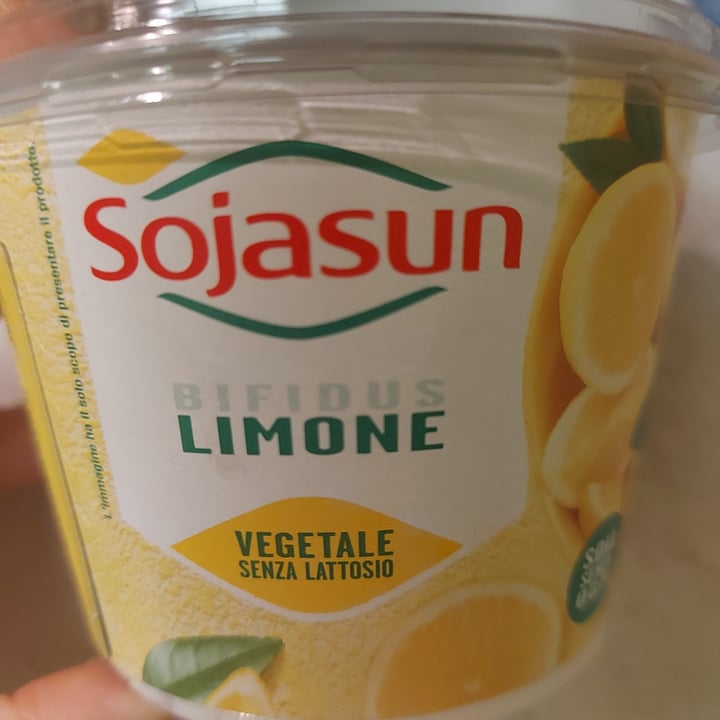 review photo of Sojasun Bifidus Limone shared by @omshantiom on 13 Apr 2022 - review