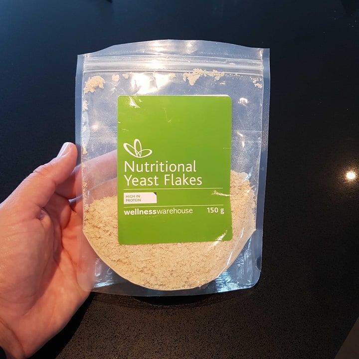 review photo of Wellness Warehouse Nutritional Yeast shared by @tbarnes89 on 22 Oct 2020 - review