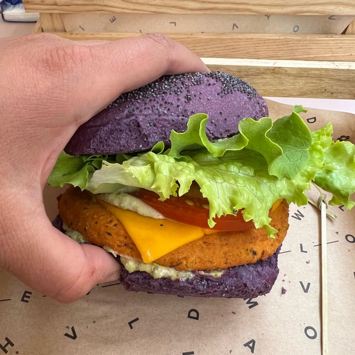review photo of Flower Burger Cheese cecio shared by @joysonfire on 29 Apr 2022 - review