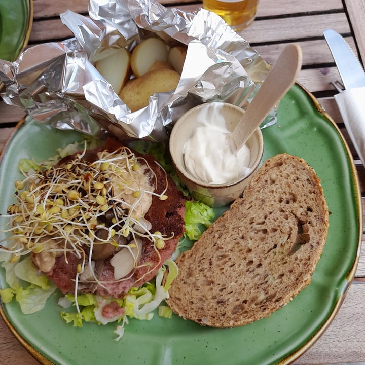 review photo of Baobab Burguer gourmet shared by @danielgl on 22 Apr 2022 - review