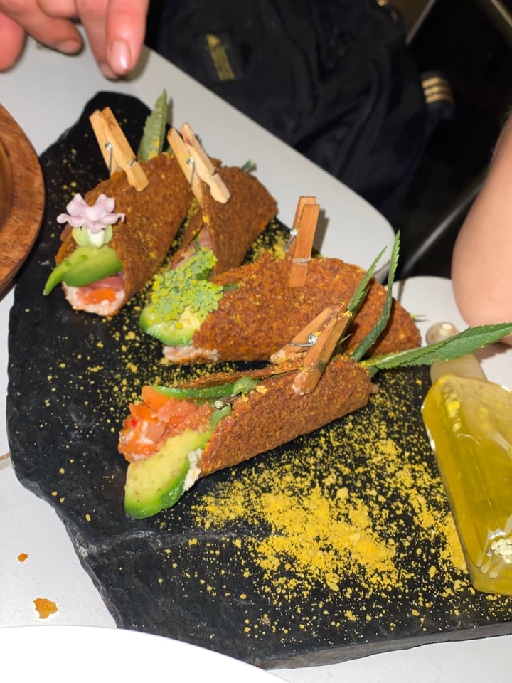 review photo of Wara espacio saludable Tacos Raw shared by @toiatattoo on 01 Feb 2020 - review