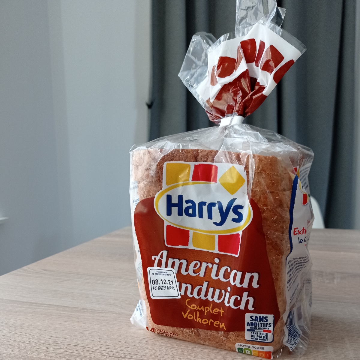 americain-sandwich-complet-from-harry-s-vegan-product-reviews