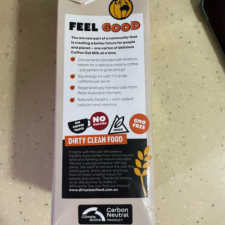 photo of dirty clean food coffee oat milk shared by @pq on  07 Sep 2022 - review