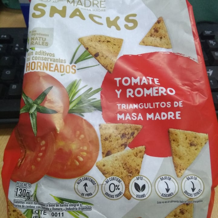 photo of Almadre Thins Romero Y Tomate shared by @silvanagpaolino on  15 Feb 2022 - review