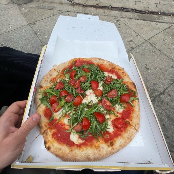 photo of Pizzería L'Angelo Pizza Alfa shared by @martinastaderoli on  16 Feb 2022 - review