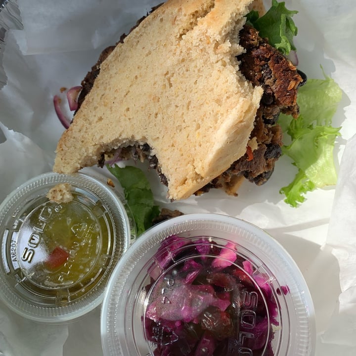 photo of Shayna B's By The Sea Black bean Burger shared by @beckyhealthcoach on  30 May 2022 - review