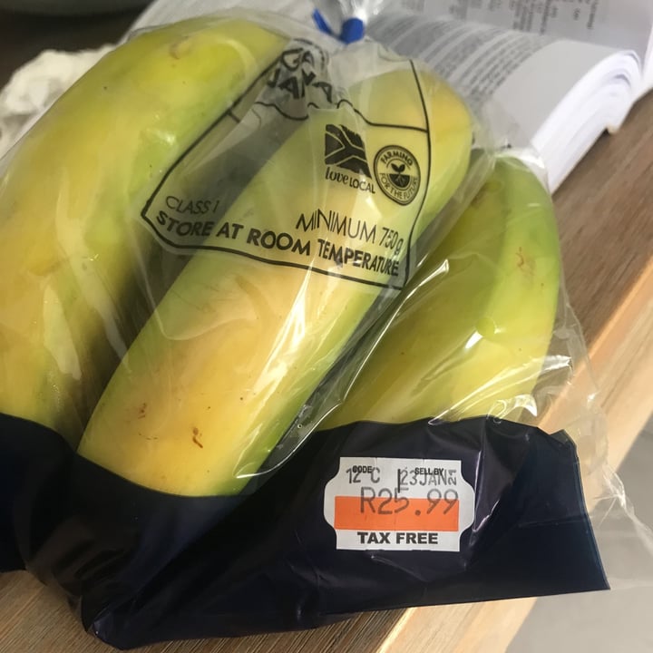 photo of Woolworths Banana shared by @christinefourie on  21 Jan 2021 - review